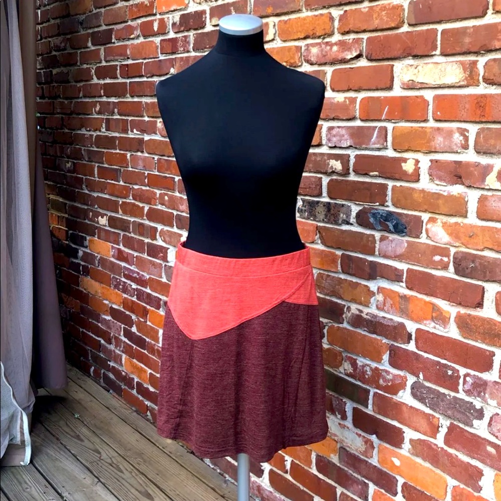 BNWT orange and brown Prana skirt